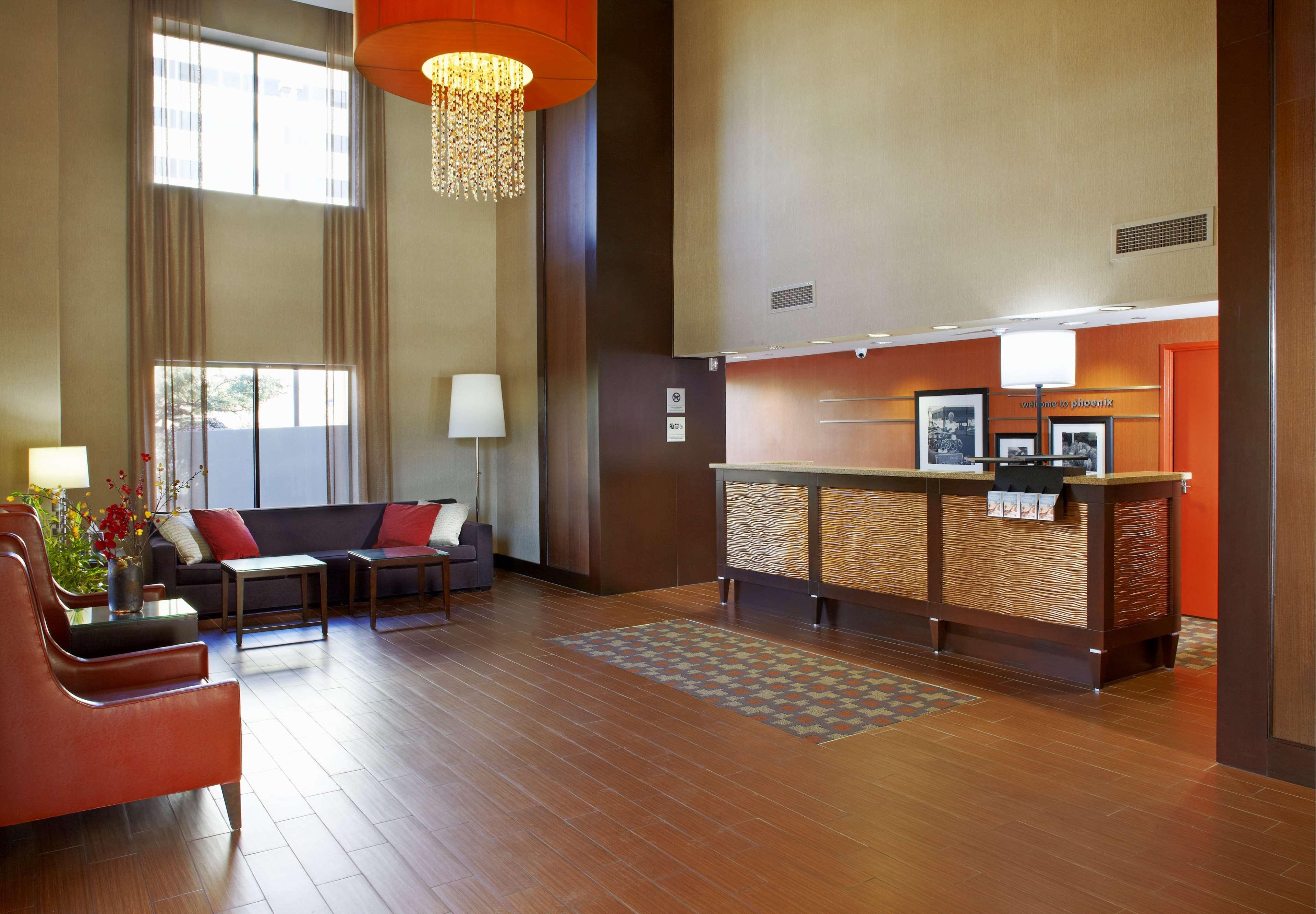 Hampton Inn Phoenix - Biltmore Exteriér fotografie