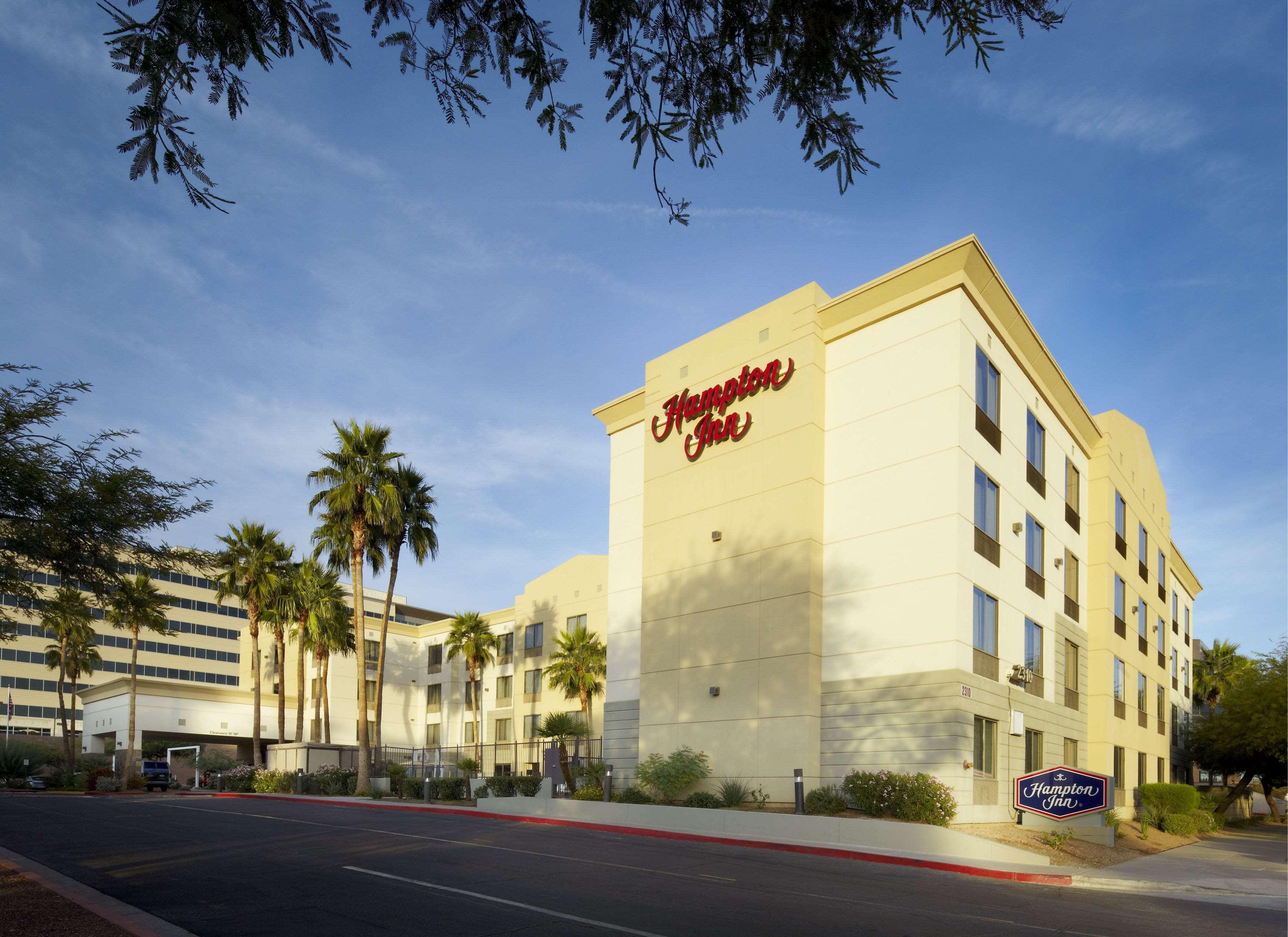 Hampton Inn Phoenix - Biltmore Exteriér fotografie