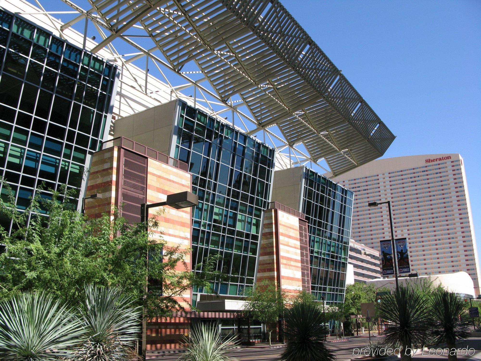 Hampton Inn Phoenix - Biltmore Exteriér fotografie